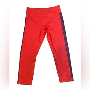 Zyia light n tight red stripe leggings 7/8 hi rise